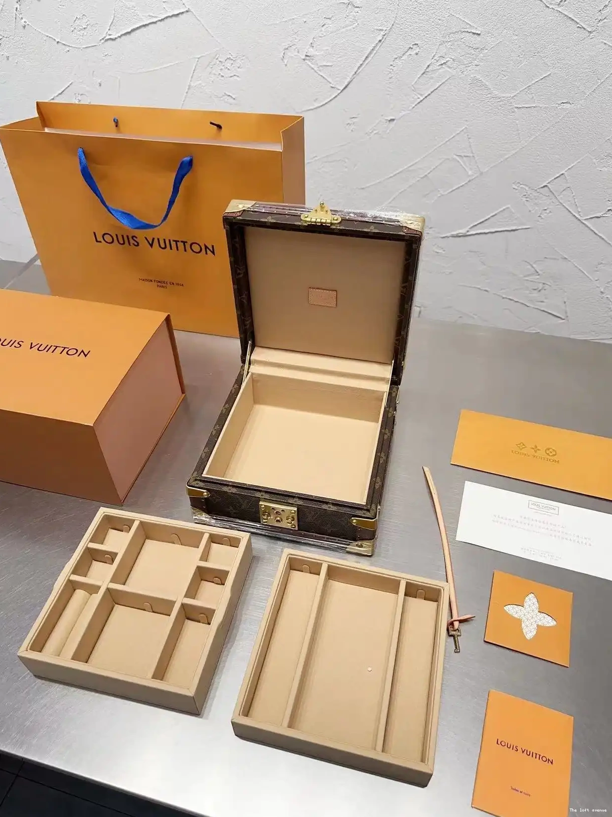 CUSTOM LV JEWELRY BOX 0627